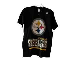 Chuck Noll Autographed Steelers TShirt. Size M. Never worn